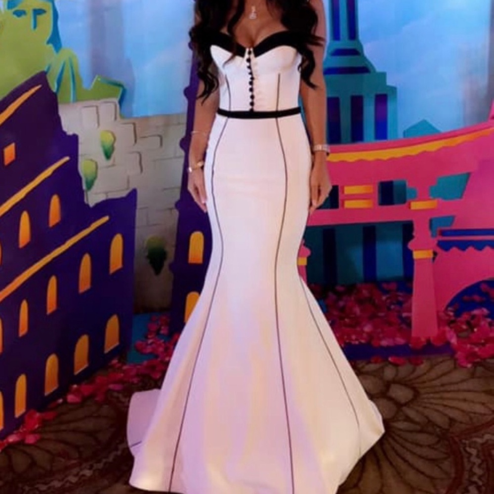 black and white mermaid gown